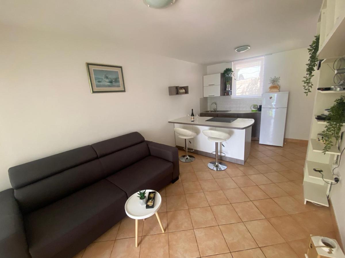 Appartement App Ra à Selce Extérieur photo